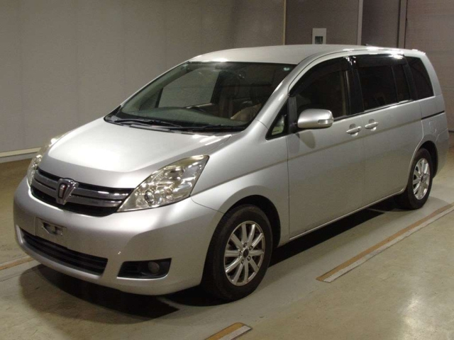 TOYOTA ISIS 2013