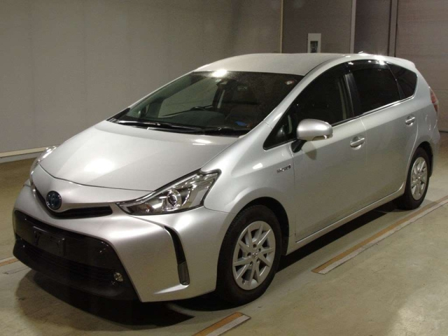 TOYOTA PRIUS ALPHA 2018