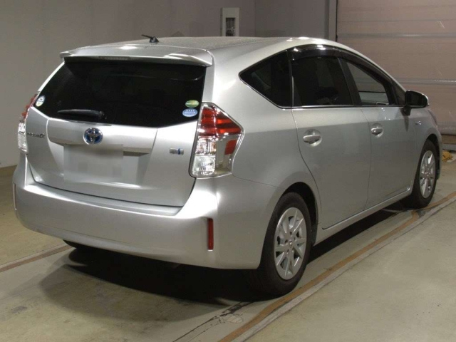 TOYOTA PRIUS ALPHA 2018