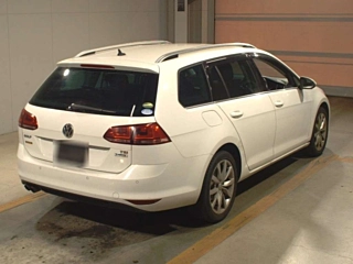 Заказать VOLKSWAGEN GOLF VARIANT