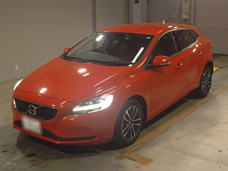 Заказать VOLVO V40