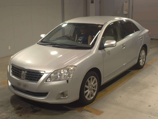 TOYOTA PREMIO 2011