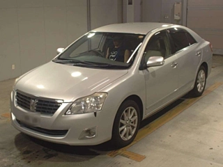 TOYOTA PREMIO 2011