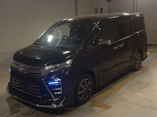 TOYOTA VOXY 2020