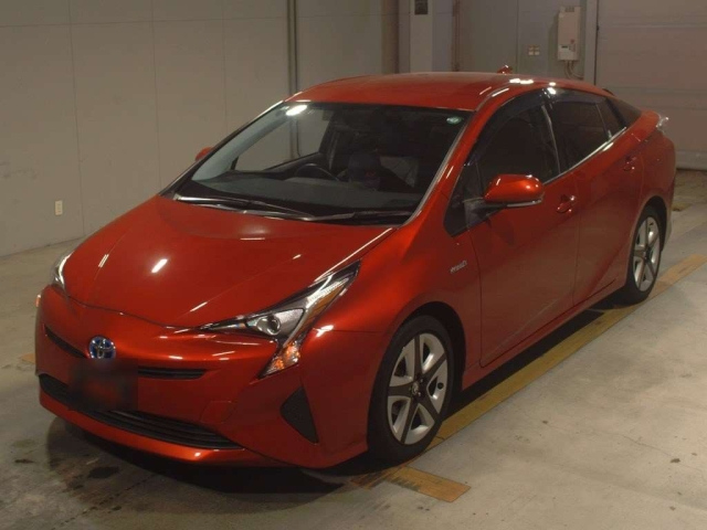 TOYOTA PRIUS 2016
