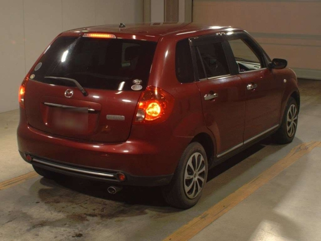MAZDA VERISA 2012
