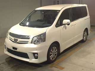 TOYOTA NOAH 2012