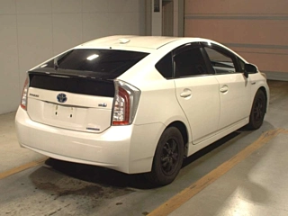 TOYOTA PRIUS 2013