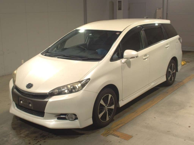 TOYOTA WISH 2012