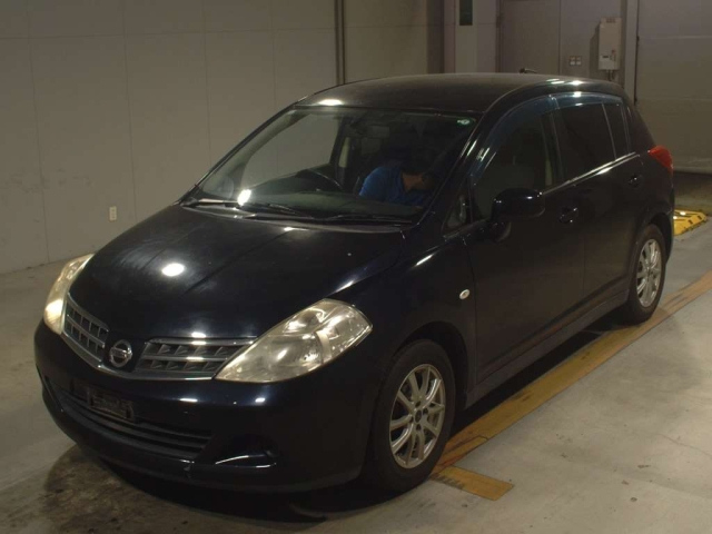 NISSAN TIIDA 2009