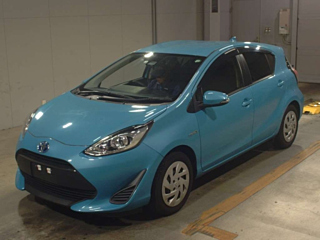 TOYOTA AQUA 2018