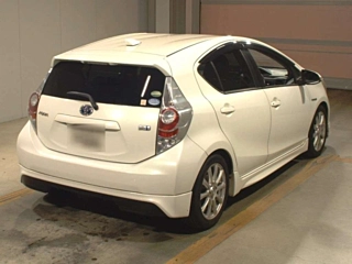 TOYOTA AQUA 2012