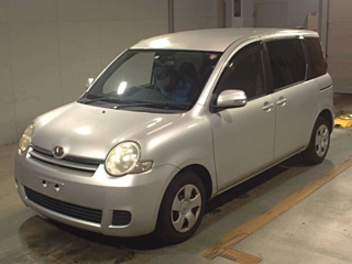 TOYOTA SIENTA 2010