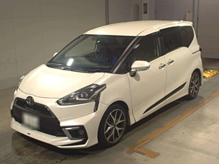 TOYOTA SIENTA 2016