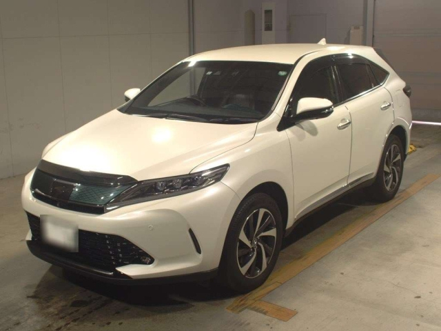TOYOTA HARRIER 2017