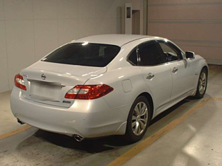 NISSAN FUGA 2014
