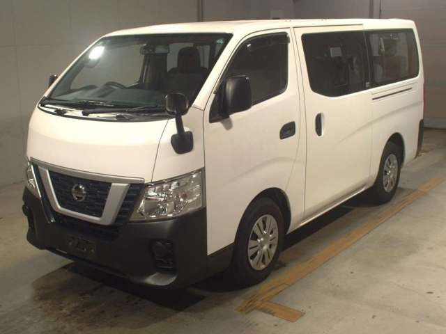 NISSAN CARAVAN 2019