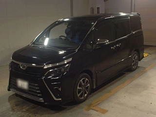 TOYOTA VOXY 2017