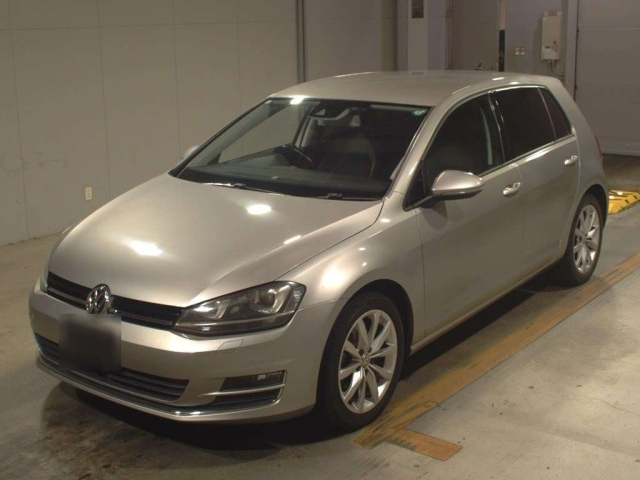 VOLKSWAGEN GOLF 2015