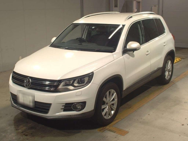 VOLKSWAGEN TIGUAN 2014