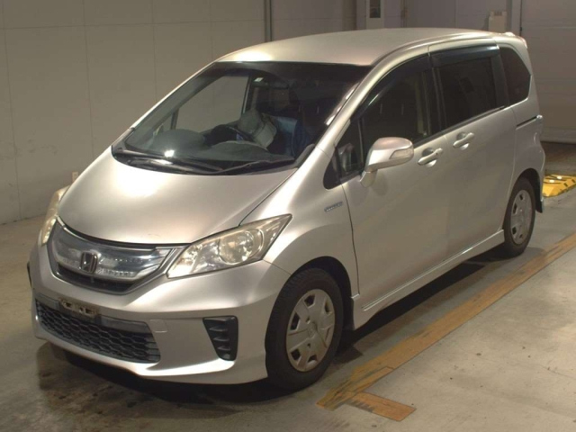 HONDA FREED 2012