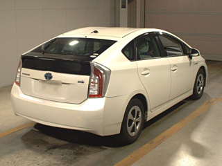 TOYOTA PRIUS 2015