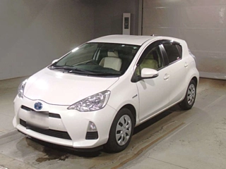 TOYOTA AQUA 2014