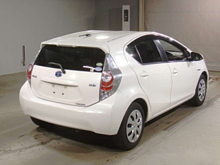 TOYOTA AQUA 2014