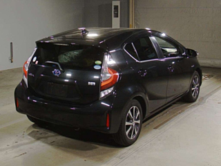 TOYOTA AQUA 2018