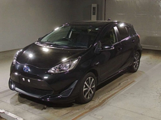 TOYOTA AQUA 2018
