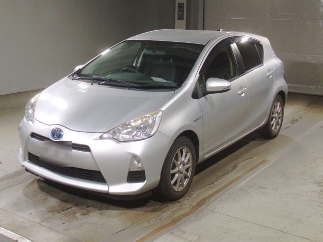 TOYOTA AQUA 2014