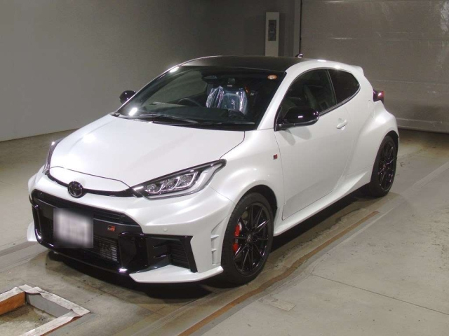 TOYOTA YARIS 2025