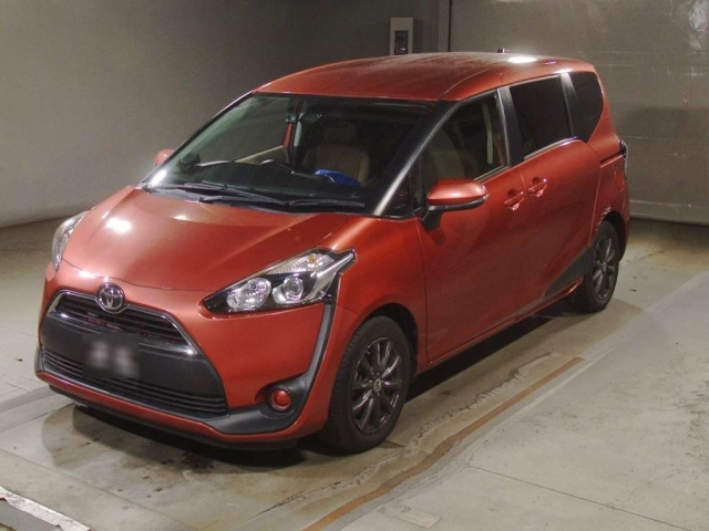 TOYOTA SIENTA 2016
