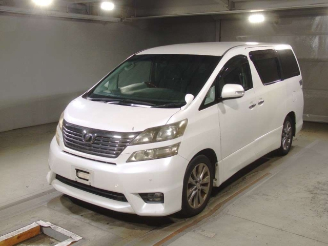 TOYOTA VELLFIRE 2010