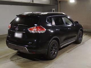 NISSAN X-TRAIL 2015