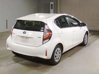 TOYOTA AQUA 2018