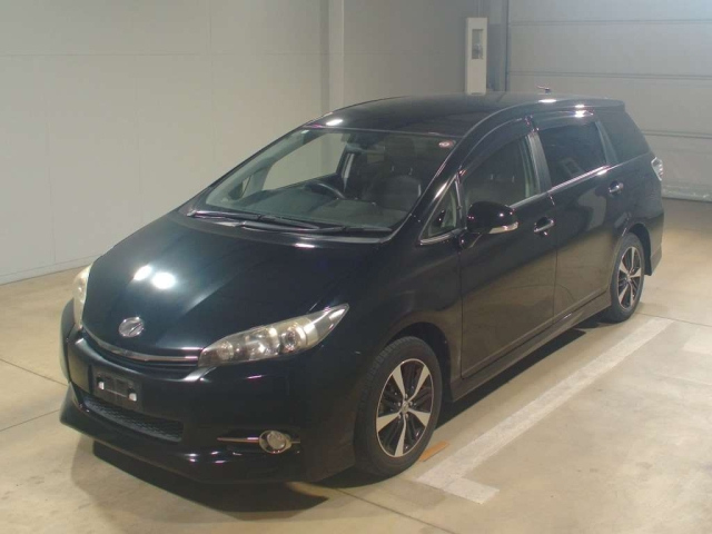 TOYOTA WISH 2014