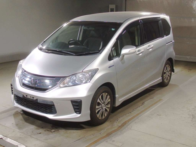 HONDA FREED 2012