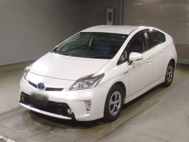 TOYOTA PRIUS 2013