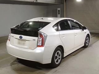 TOYOTA PRIUS 2013