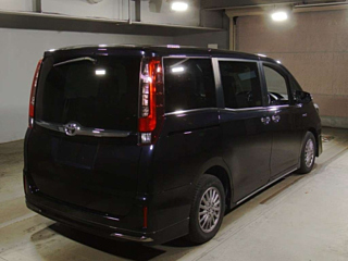 TOYOTA ESQUIRE 2016
