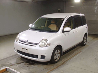TOYOTA SIENTA 2012