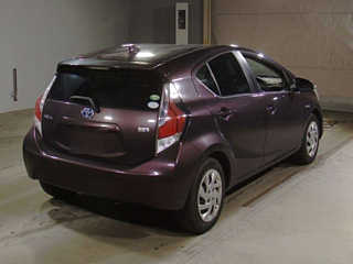 TOYOTA AQUA 2014