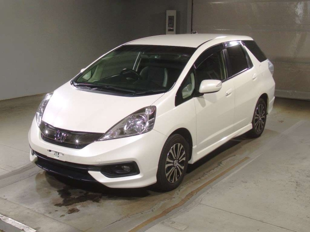 HONDA FIT SHUTTLE 2014