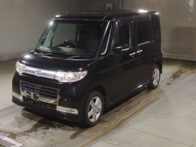 DAIHATSU TANTO 2010