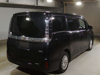 TOYOTA VOXY 2016