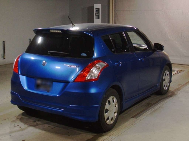 SUZUKI SWIFT 2012