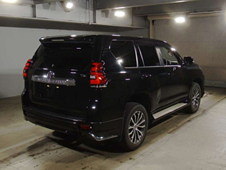 TOYOTA LAND CRUISER PRADO 2020