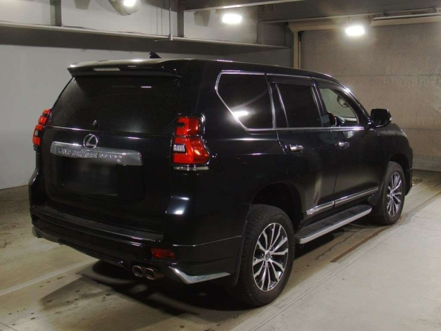 TOYOTA LAND CRUISER PRADO 2018