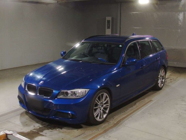 BMW 3 SERIES 2010